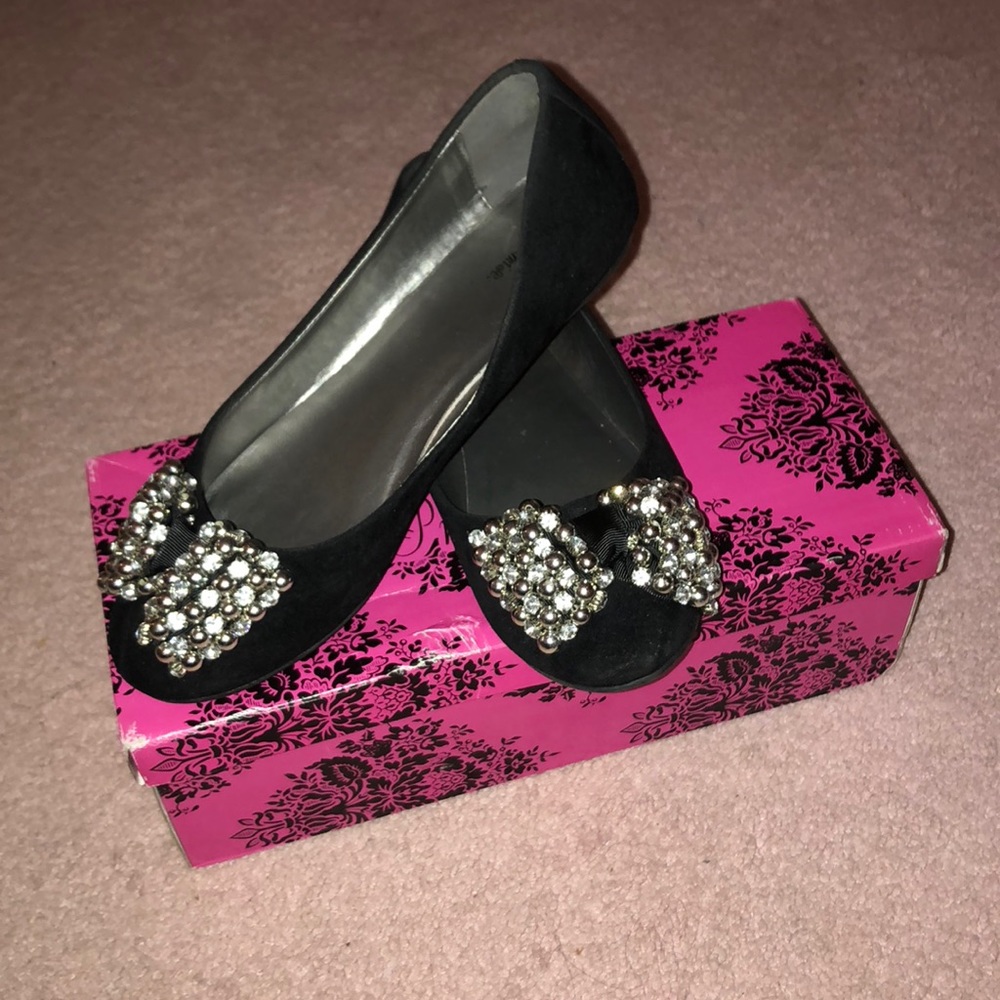 Promise ballerinas with bow